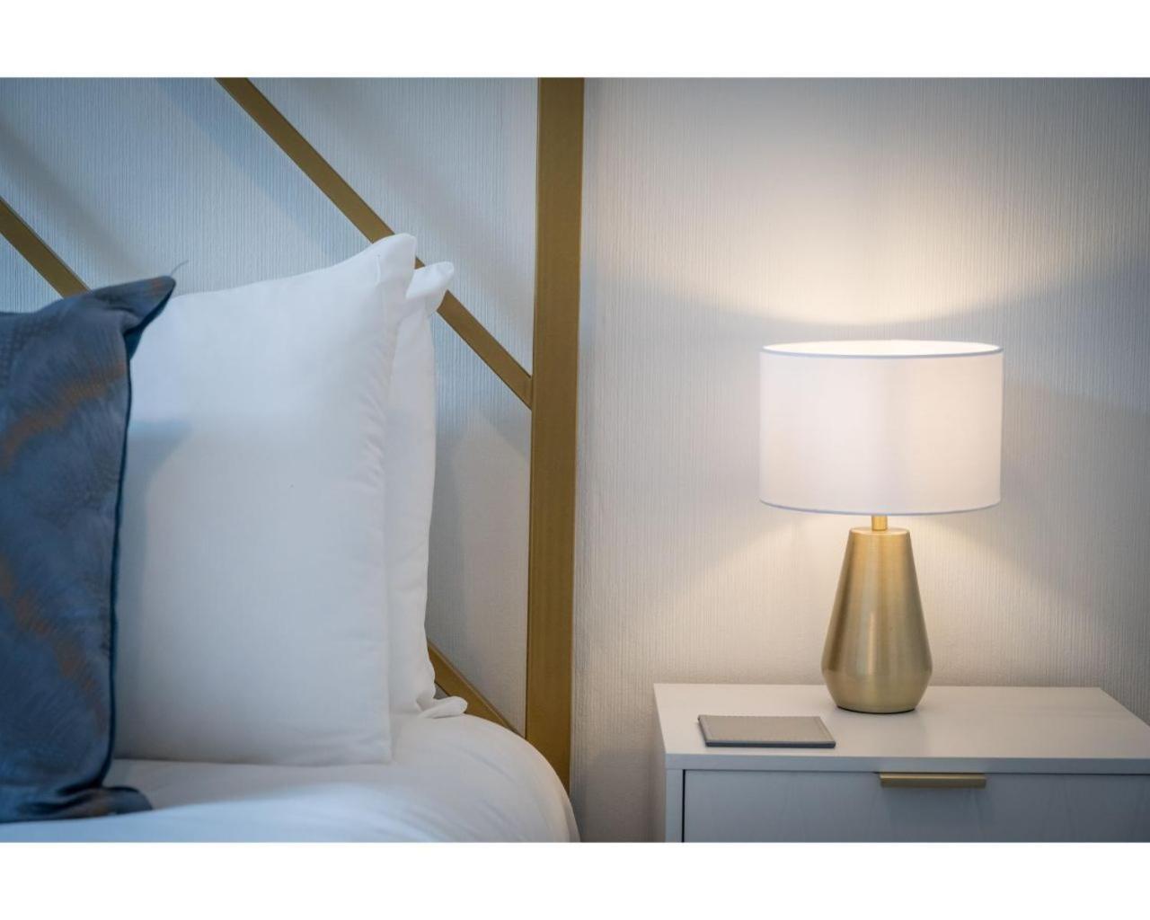 Central Belfast Apartments Chic Luxe R&R ห้อง รูปภาพ