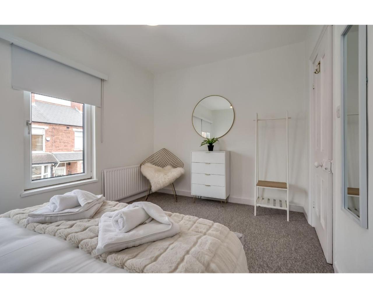 Central Belfast Apartments Chic Luxe R&R ห้อง รูปภาพ